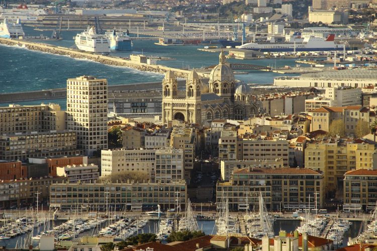 vue du quartier du Vieux Port à Marseille